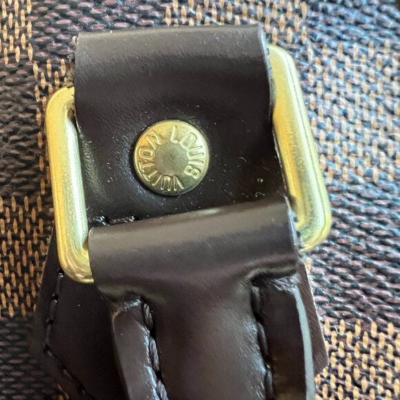 Authentic Louis Vuitton Speedy Bandoulière 30 in Damier Ebene Canvas - Picture 6 of 11